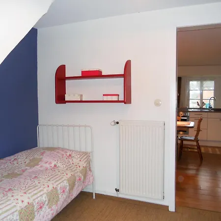 아파트 Midlum- Peppin, Og *